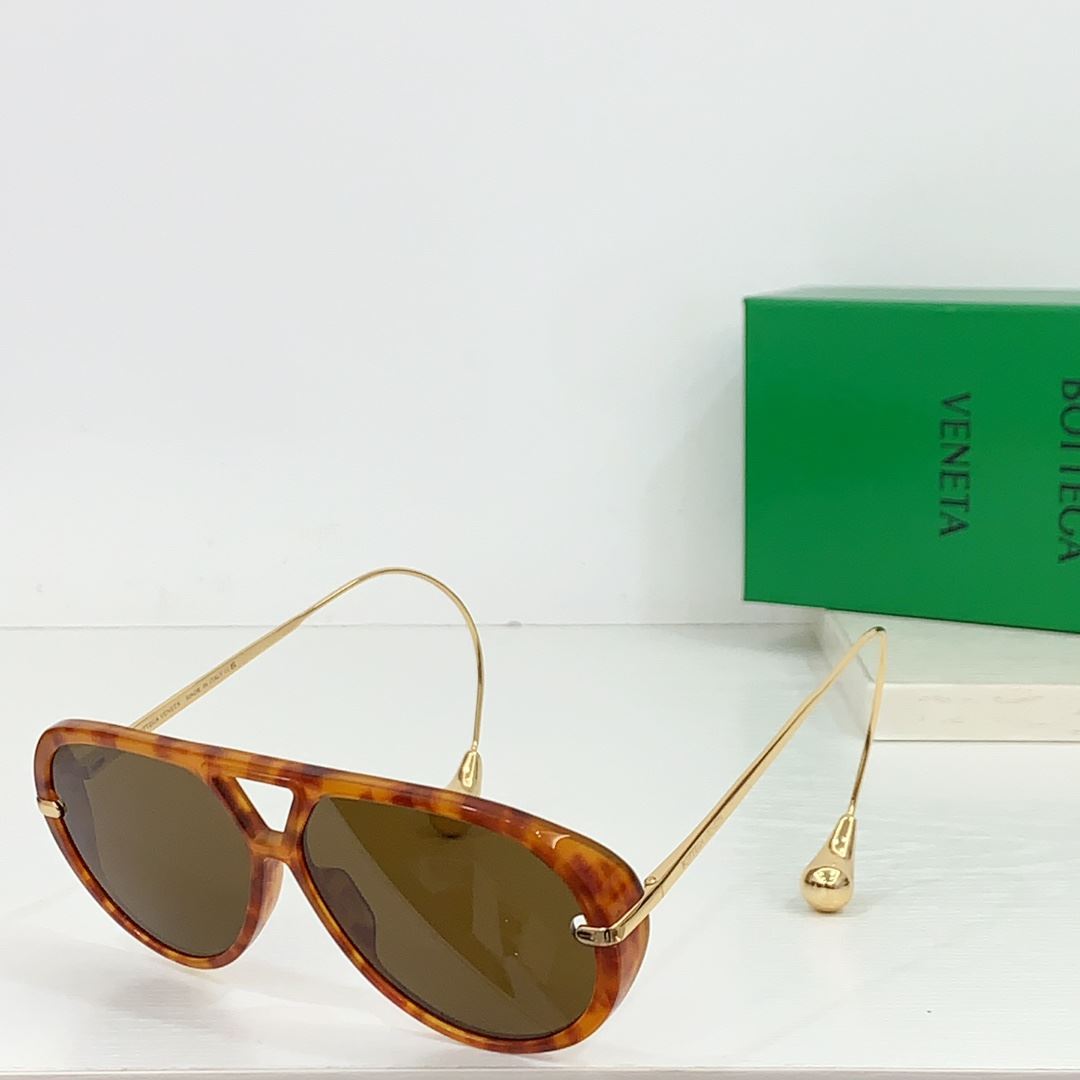 Bottega Veneta Sunglasses